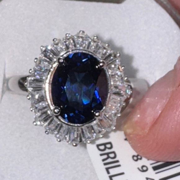 Sterling Silver Oval Created Sapphire Halo Ring Classic Elegant Style Size 7.5 - Picture 14 of 16